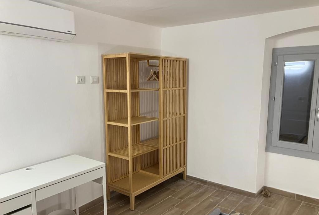 Bed and Breakfast Residenza Nel Borgo L'Appusentu Кастельсардо Экстерьер фото